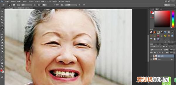 如何用PS去皱纹，photoshop怎么去皱纹