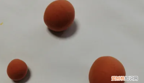 如何制作橡皮泥手工,100个简单的彩泥手工小制作