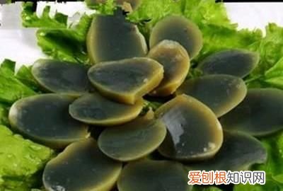 蒸实蛋十个鸡蛋多少水