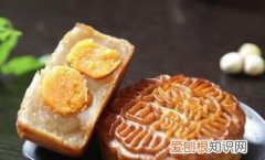 月饼几天回油是什么意思,月饼要什么时候回油