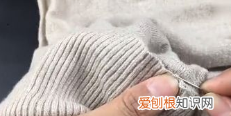 毛衣领子的缝合方法,从下往上织毛衣双层领子的织法视频教程