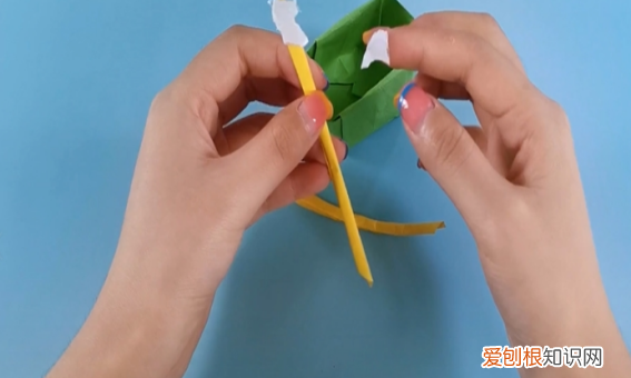 纸编篮子的做法，手工纸篮子的做法