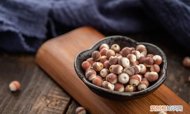 新鲜的芡实怎么去壳