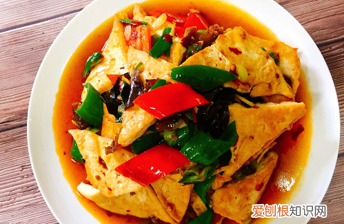 豆腐的做法比肉还好吃，豆腐点不起来原因在哪