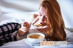 刨腹产孕妇坐月子都有哪些食谱 ，刨腹产坐月子菜谱