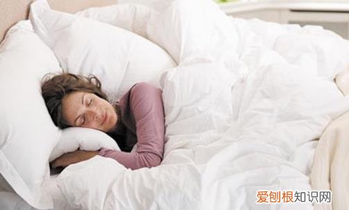 不健康睡眠的坏处 影响健康的8种不良睡眠习惯