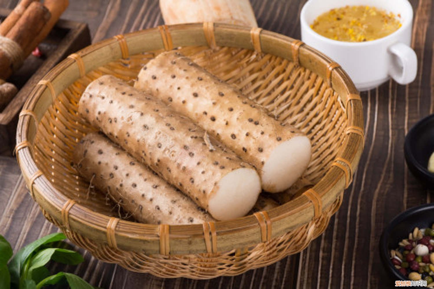 山药的种植方法以及生长环境 山药喜欢生长在什么样的环境，山药对土壤的要求