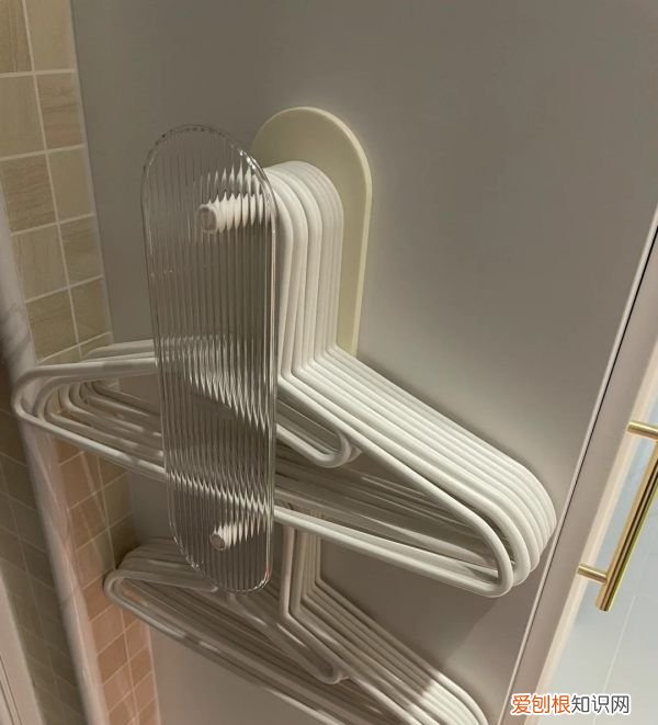 旧物改造晾衣架的巧妙用法，晾衣架除了晾衣服还能做什么
