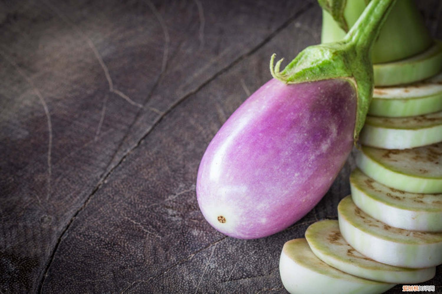 早春茄子育苗时间 茄子育苗时间