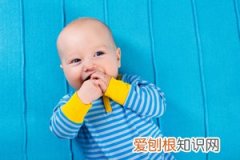 新生儿肚子咕噜咕噜叫怎么回事 ，新生儿肚子咕噜咕噜叫怎么回事?