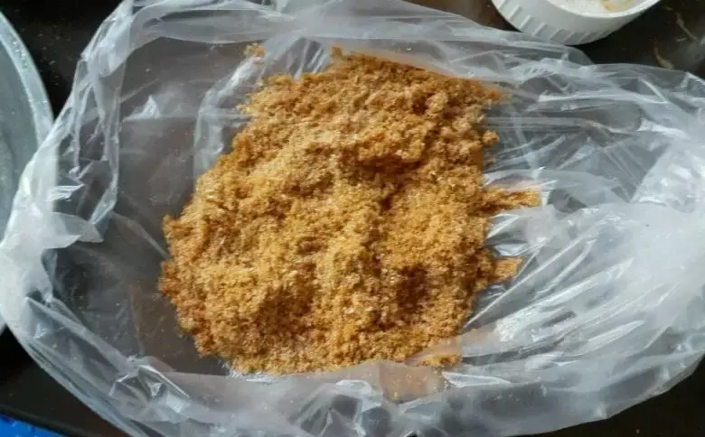 80年代的花盆有收藏价值吗，老花匠在盆里撒点粉末，不招虫不黄叶，狂开花呼呼爆盆