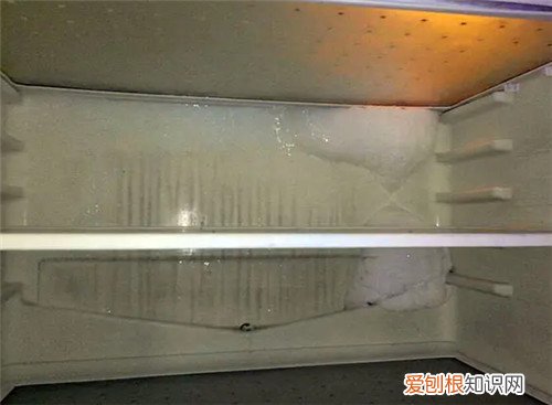 冰箱冷藏室结冰的原因和解决方法是怎样的，冰箱冷藏室结冰的原因和解决方法是怎样的呢
