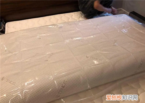床垫怎么搬家，床垫怎么搬进家