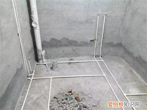 冷热水管间距标准尺寸是多少，冷热水管道间距标准