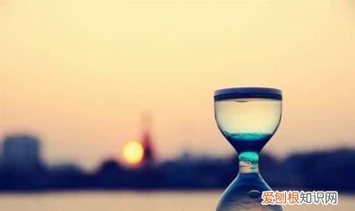 20条唯美英文语录句句都是经典 30句触动心灵的英文短句