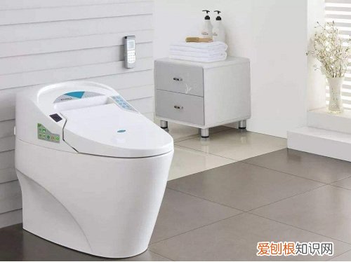 马桶留70cm宽够吗，马桶宽度留70cm宽够吗