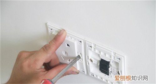 开关移位最简单方法是什么，开关移位最简单方法是什么原理