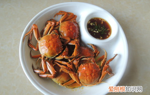 蒸螃蟹是凉水上锅还是热水上锅 螃蟹用什么锅蒸最好吃