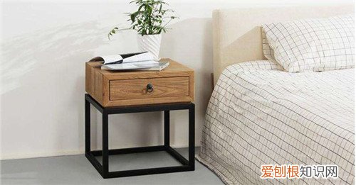 床头柜高度标准尺寸是多少,床头柜尺寸标准尺寸是多少