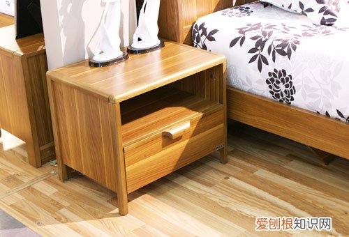 床头柜高度标准尺寸是多少,床头柜尺寸标准尺寸是多少