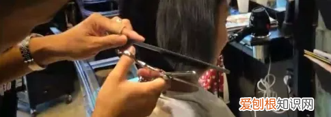 男发修剪技巧之牙剪使用，牙剪的使用方法和技巧视频