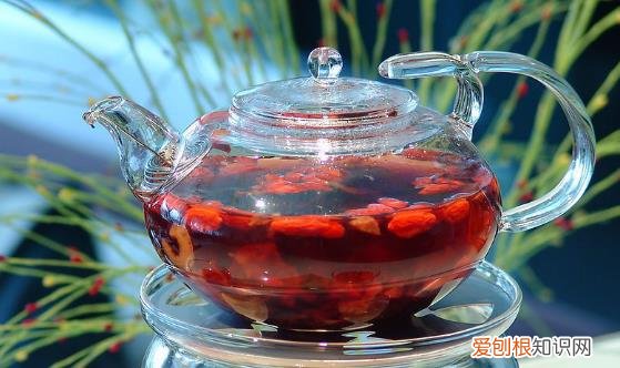 摆脱熊猫眼 要坚持对的偏方治疗法