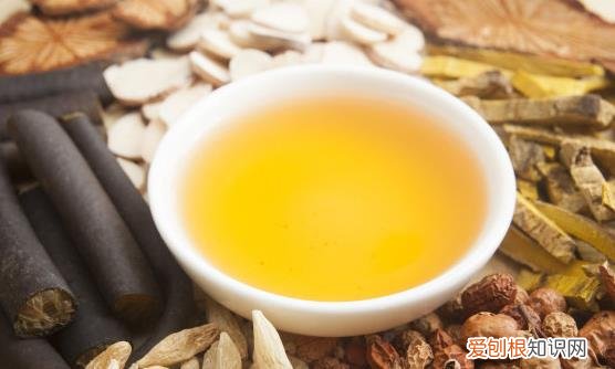 喝中药损伤肠胃呕吐 6个方法缓解中药的苦味