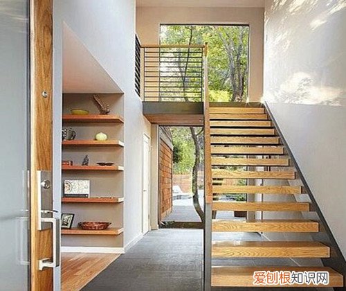 楼梯踏步高度一般是多少，楼梯踏步高度一般多少合适