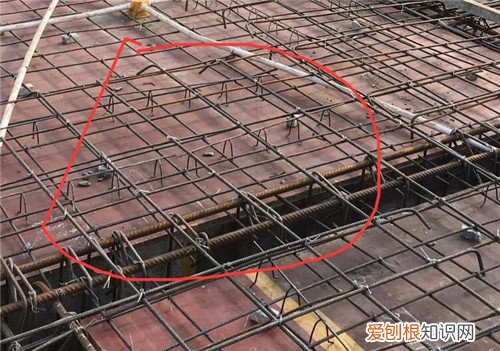 马凳筋设置规范尺寸是多少，马凳筋尺寸如何定