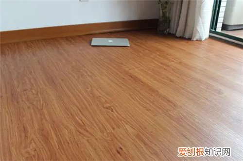 地板革有甲醛吗，现在的地板革有甲醛吗