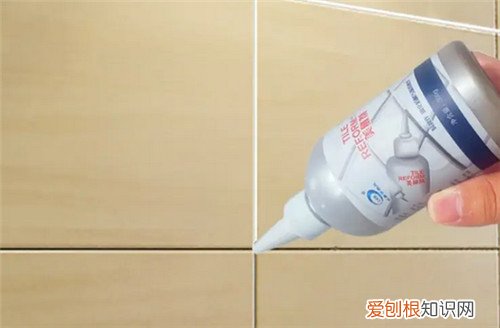 瓷砖填缝剂的使用方法是怎样的，填缝剂怎么用 瓷砖