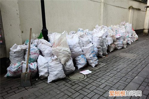 装修垃圾清运费用价目表是什么，房子装修垃圾清运费用价目表