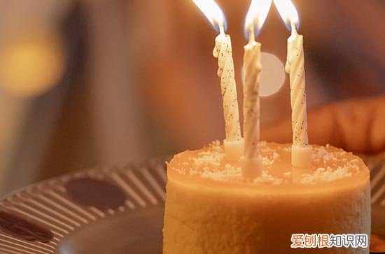 孙女8岁生日祝福语简短 祝我孙女生日快乐短句