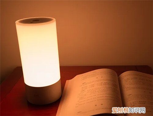 关灯后还有微亮会浪费电吗，关灯后还有微亮会浪费电吗从总闸调线