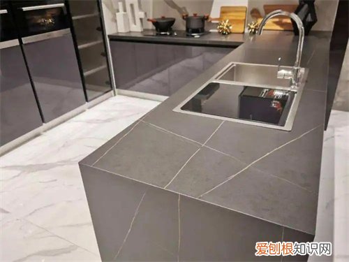 厨房操作台尺寸是什么，厨房操作台的宽度是多少