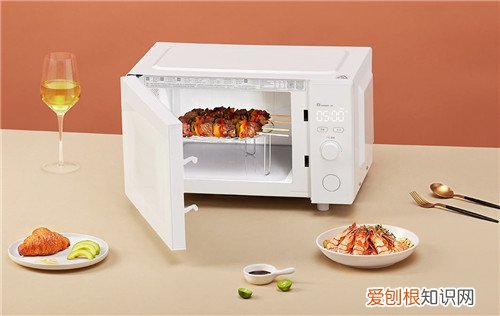 一次性餐具可以微波炉加热吗，一次性塑料餐具可以微波炉加热吗