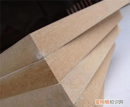 中纤板是什么材质，中纤板是什么材质的板材