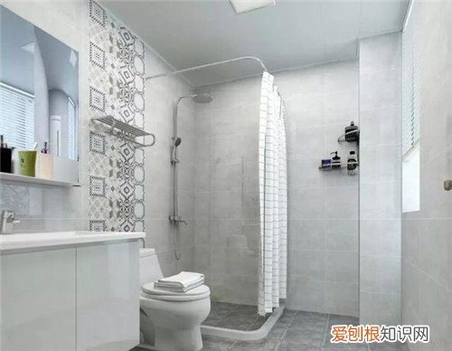 卫生间门一开就看见坐便器好吗，坐便器对着卫生间门