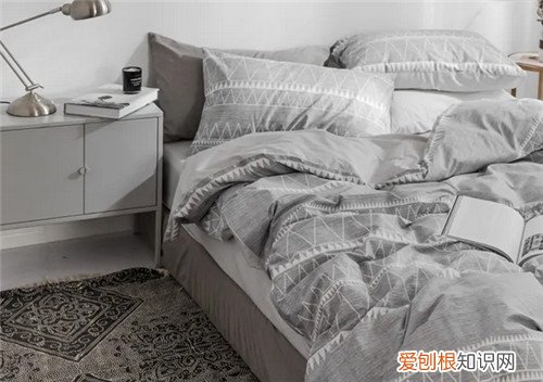 床单床笠有什么区别，床笠和床单有什么区别?