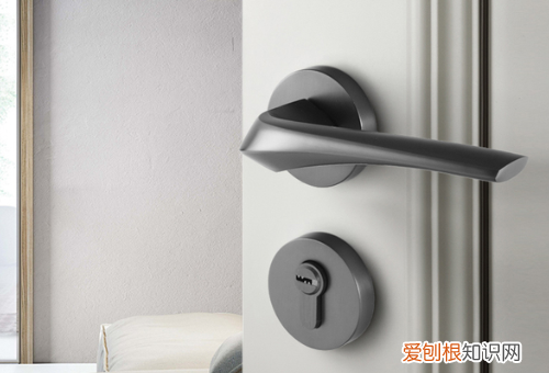 老式门锁怎么安装，老式门锁怎样安装