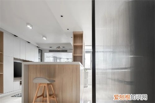 不影响采光的隐私玻璃有哪些，隐私玻璃影响视线