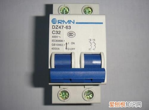 3匹空调用多大的空气开关，3匹的空调需要多大的空气开关