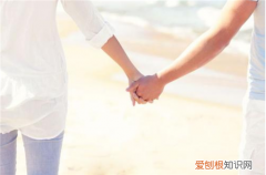 如何让双子座女生喜欢自己 给男生的小惊喜有哪些