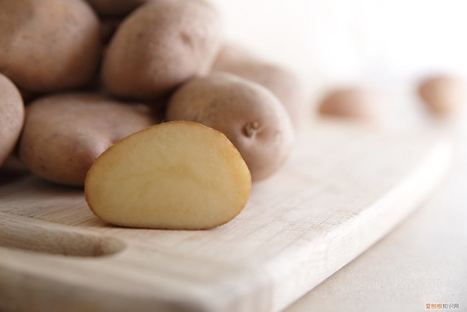种土豆施什么底肥好 种土豆的方法，用什么底肥最好