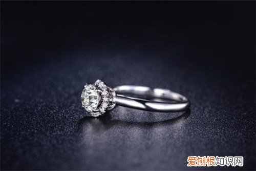 2018七夕送什么好让女朋友感动哭的礼物推荐