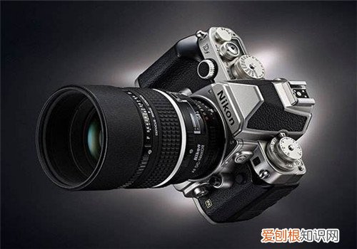 单反相机一般多少钱 单反相机能用几年