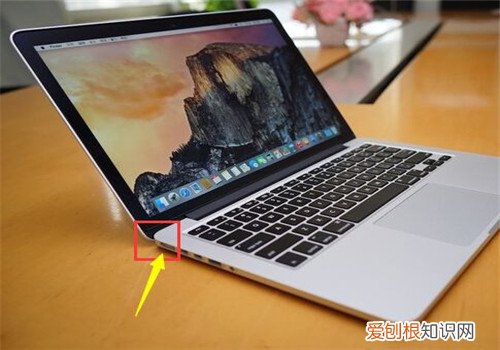 鼠标插在电脑哪里 鼠标的usb接口没反应如何解决