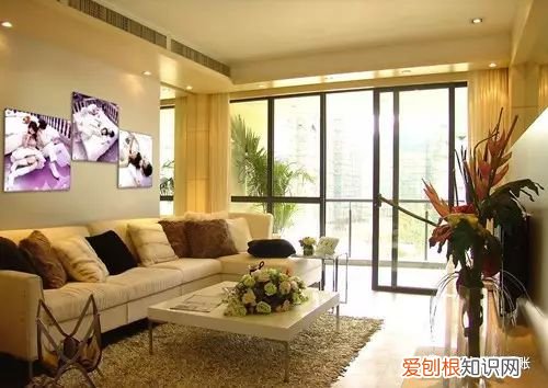 结婚照挂在什么地方既合适又美观，结婚照挂在哪里好 两个地方最为适宜