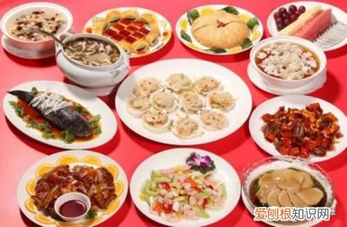 婚礼酒宴一桌多少钱？一般酒宴有多少个菜，婚宴每桌多少钱