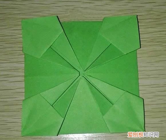小花篮手工折纸方法，如何用纸折花篮视频